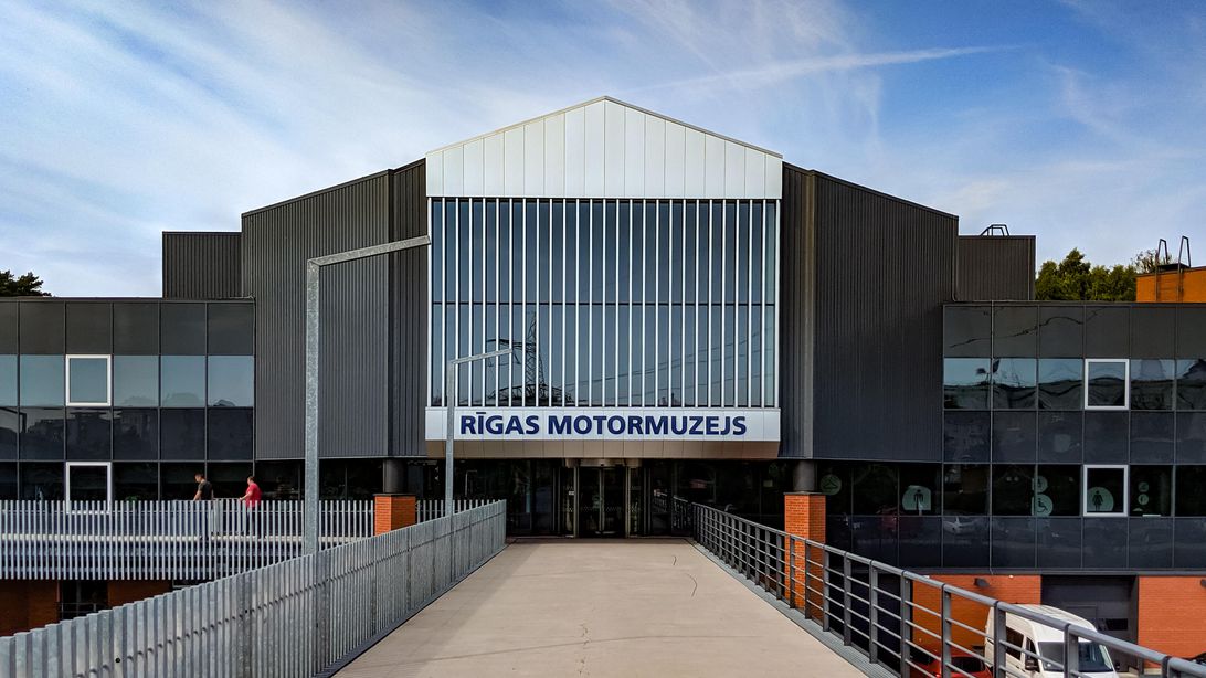 riga-motor-museum-35-of-48