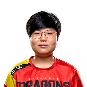 Se-yeon 'Geguri' Kim of the Shanghai Dragons