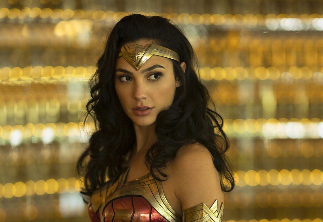 wonder-woman-1984-warner-bros-gal-gadot-promo