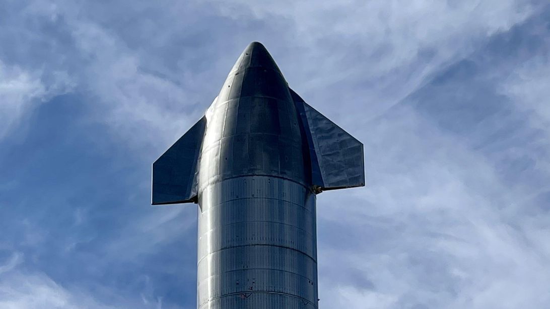 Nose cone of SpaceX Starship SN8